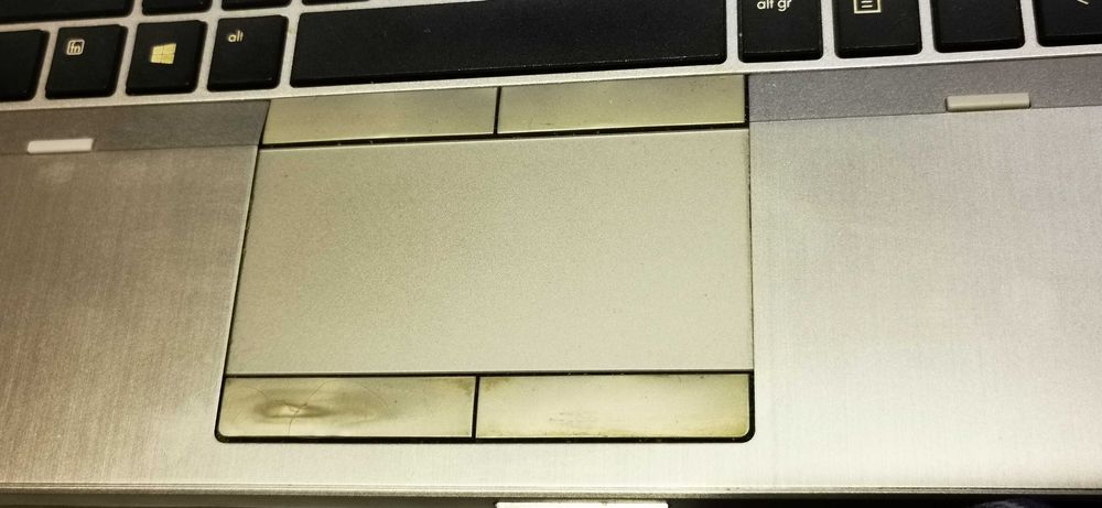 Dezmembrez Laptop Hp 8470p sau il vand intreg, I5/8gb/250SSD/DVD-RW