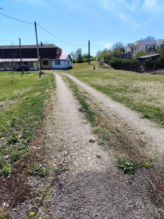 Teren cu casa Badon