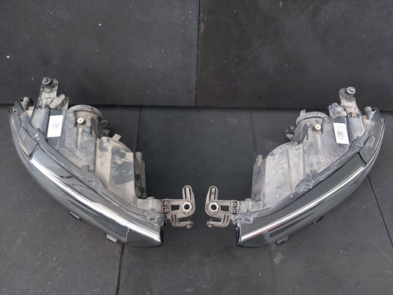 Фарове Volkswagen T-Roc 2021г.