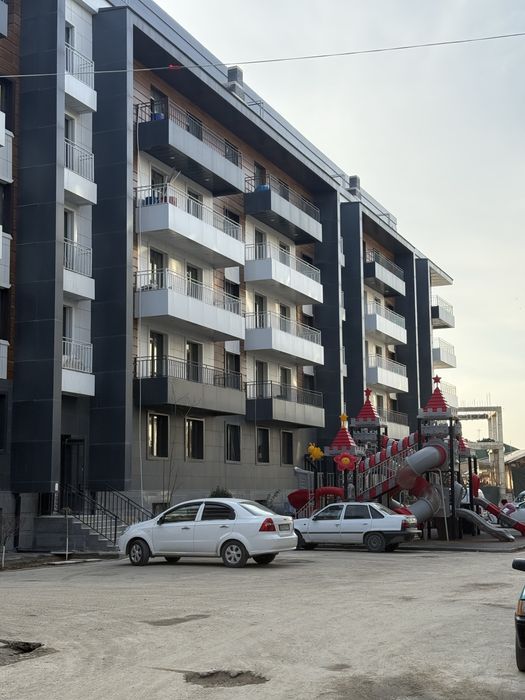 130m 5 etaj 6 etajli dom