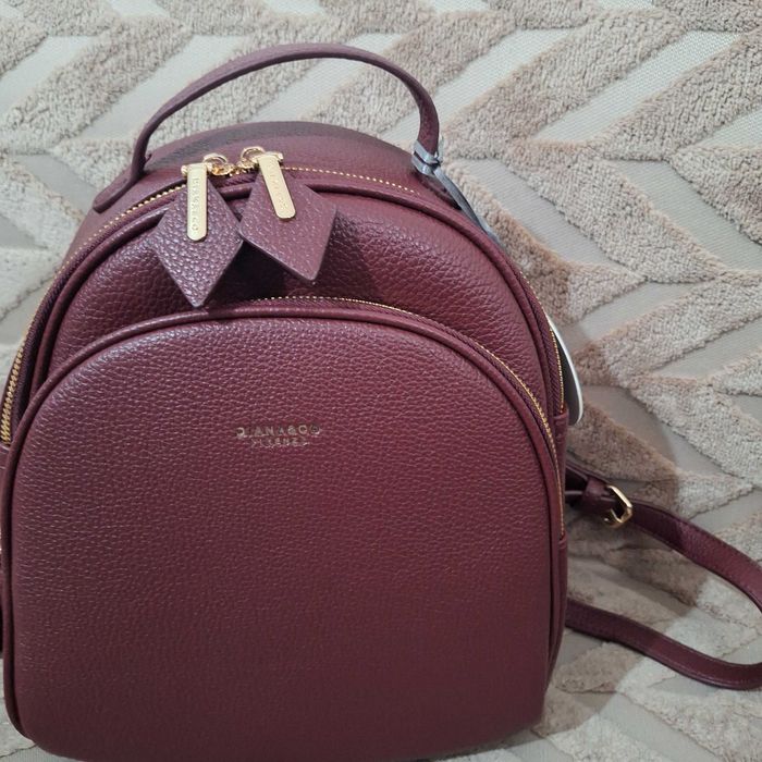 Чисто нова раница