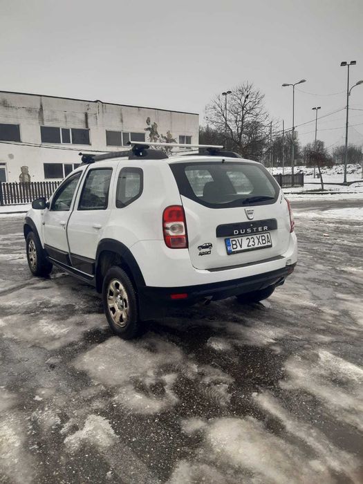Vand Dacia Duster 2014  pret 4500 Euro negociabil