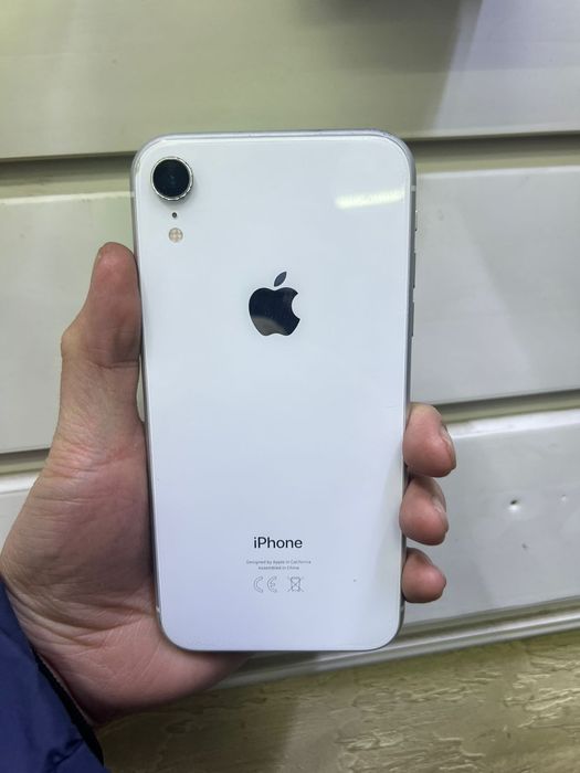 Продам Айфон ХР 128 гб