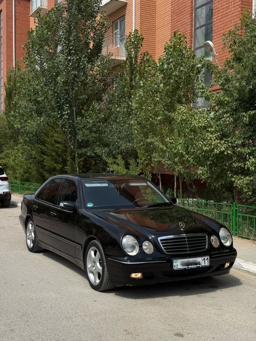 Срочна продам машину