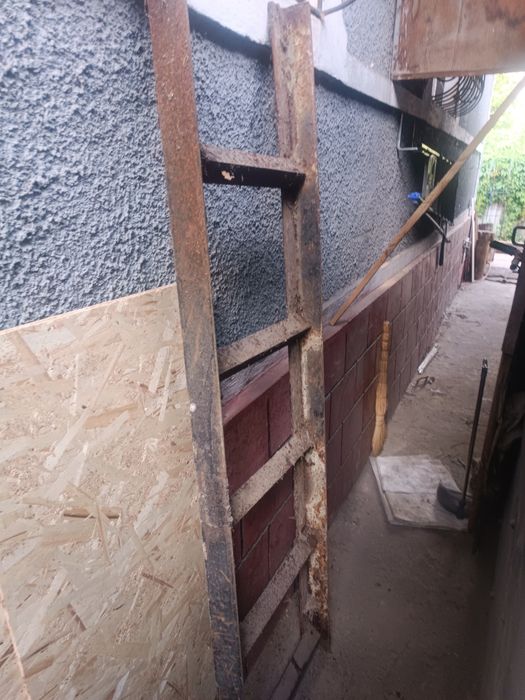 Железная лестница 186*53 СССР,для погреба