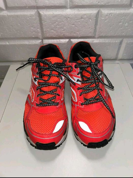 Маратонки 39 номер