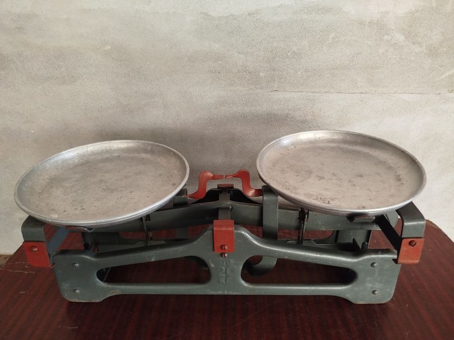 Паллали тарози сотилади