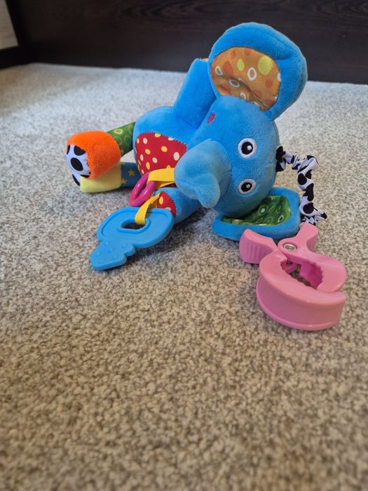 Лот малки плюшени играчки