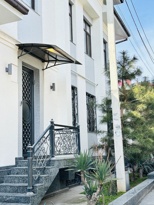 Diqqat Antiqa uy markazda Elita mahallada sotiladi