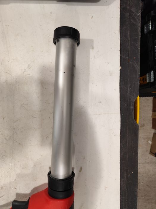 Акумулаторен пистолет за силикон полиуретан Милуоки Milwaukee C18 PCS