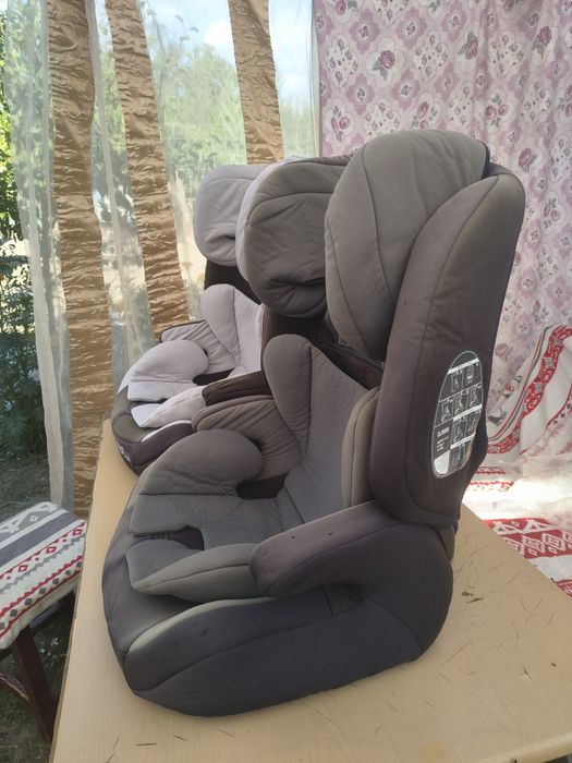 Scaune auto Armor 9–36 kg – set 2 bucăți – stare bună