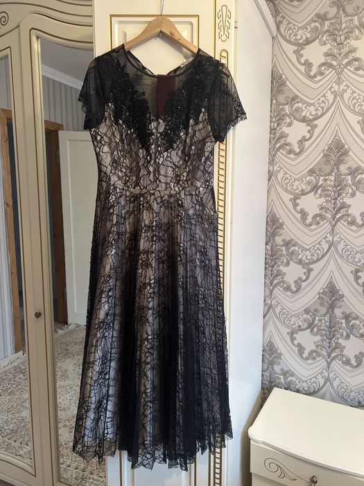 Продам платье не дорого турецское корейское, 1,2,6,5 турецкие