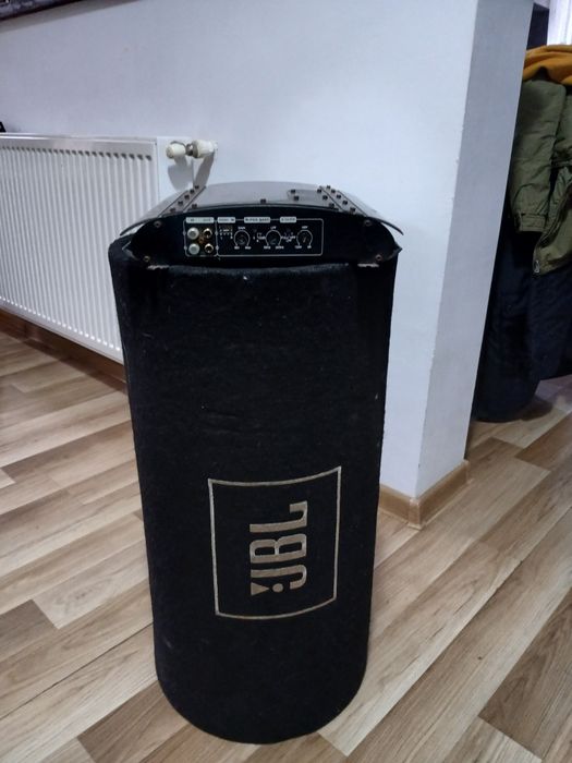 Subwoofer JBL + stație MUTANT !!!
