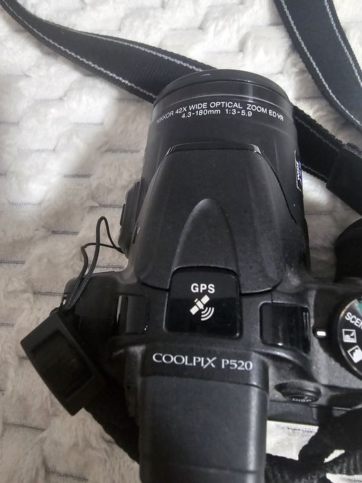 Nikon coolpix p520