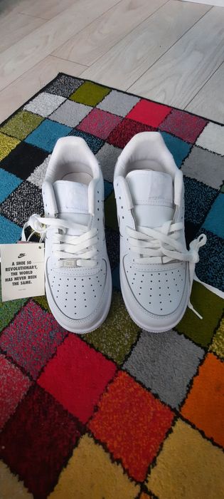 Nike Air Force 1 Triple White