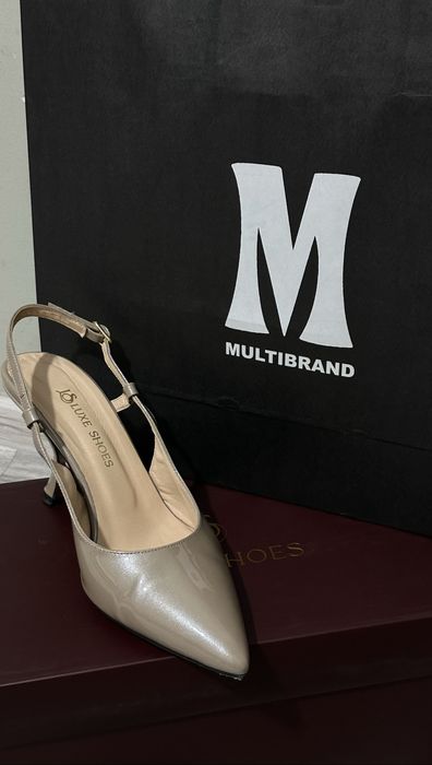 Продаются стильные туфли