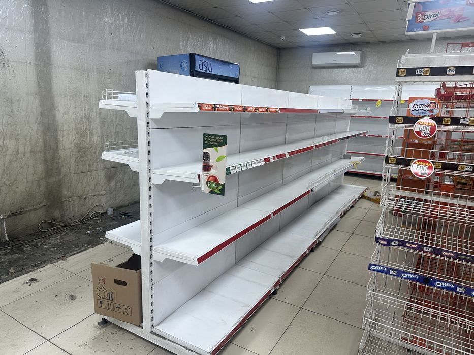 Продам стеллажи и полки