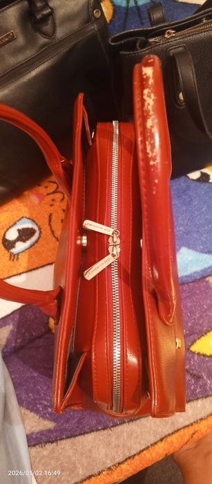 Продаются три сумки не дорого!