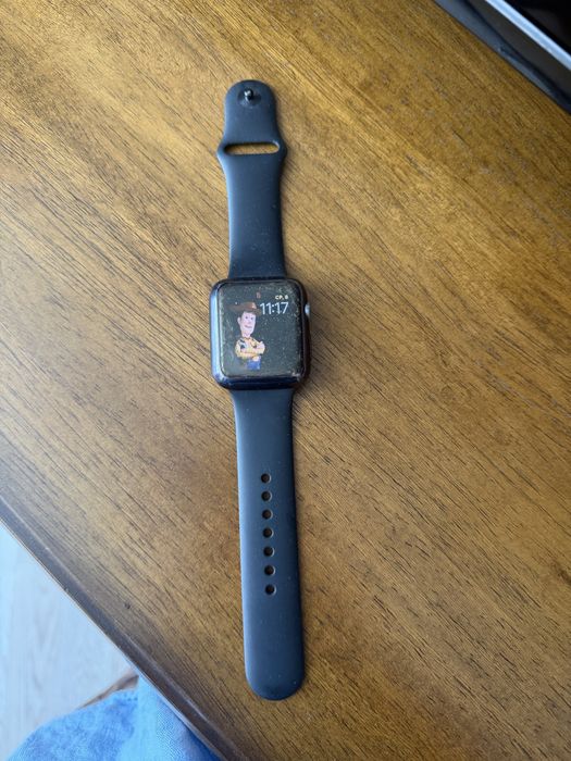 Продам Apple watch S3