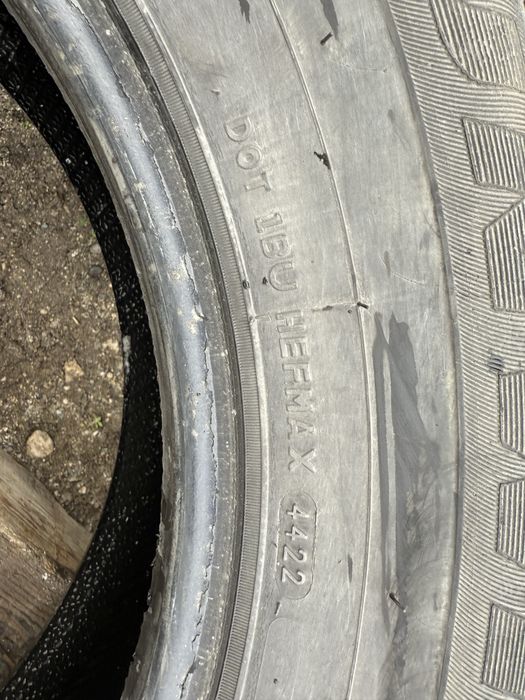 2 броя зимни гуми Conquest 235/65 R17 Dot 4422 ном 213