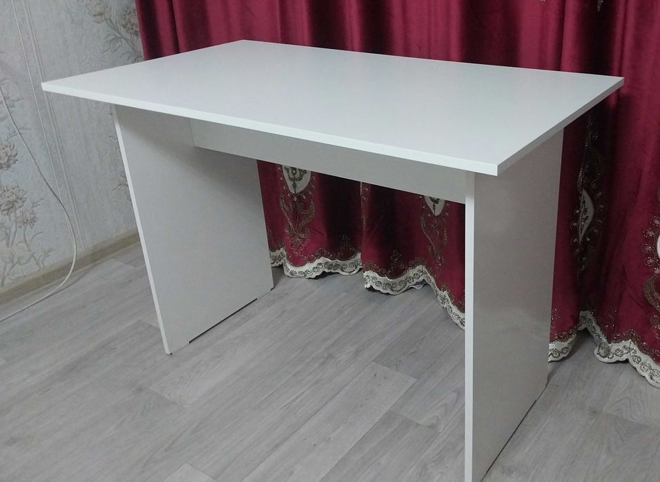 Стол                     Стол