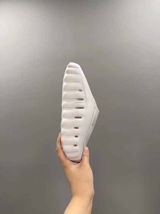 nike mind 001 slide light smoke grey