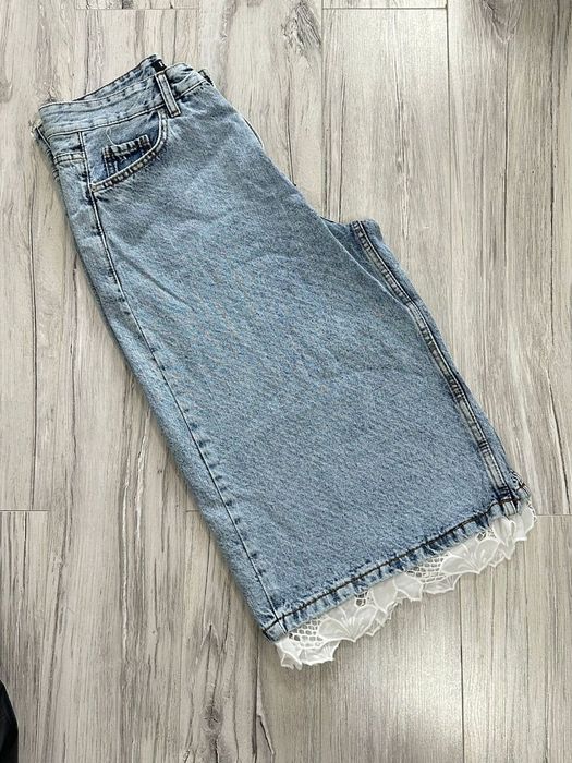 Jeans cu dantela