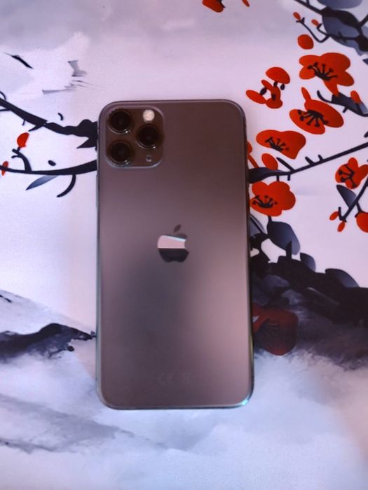 iphone 11 pro inca in garanție