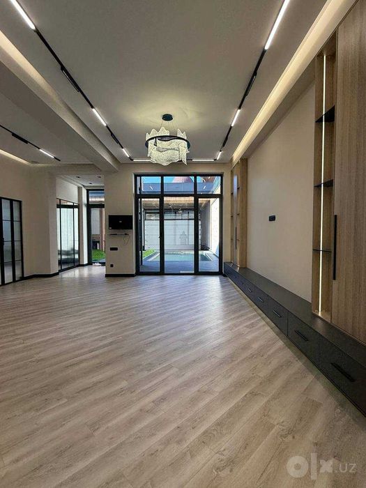 Дом 5-комнатный, 400 м², РАКАТБОШИ
