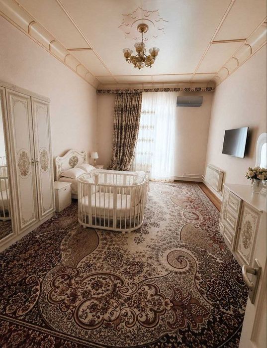 Срочно сдается дом под цех или проживания,6 комнат,3,3 сотки.Кукча.
