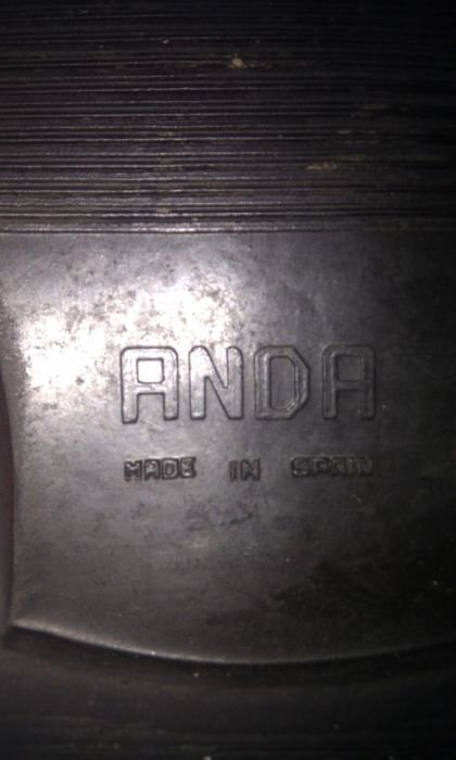 Ghete copii marca  " Olly "