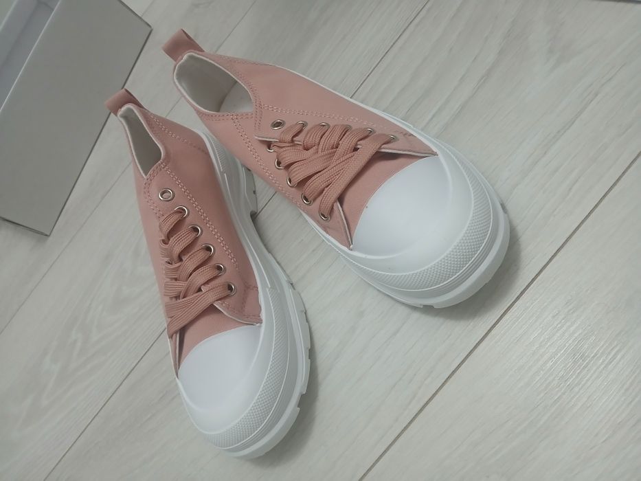 Teniși damă piersica mărimea 37