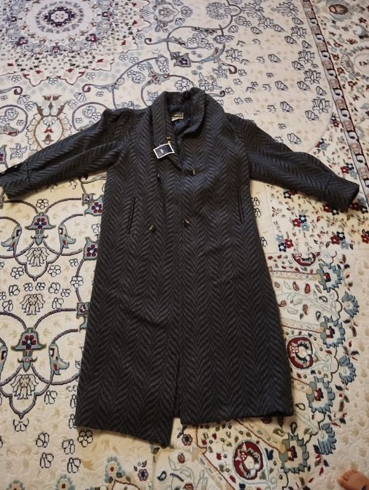 Женское демисезонное пальто