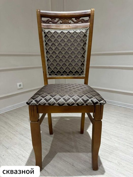 Идеальный уголок комфорта: качественный диван ждет вас на магазинAIBOX