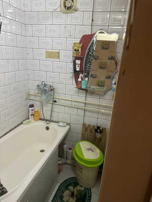 Продаётся 4х комн квартира на 2 этаже Ор-р Нихол кольцо