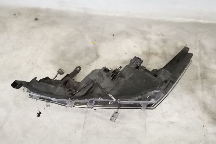 Десен фар Лед Оригинален в добро състояние Toyota Корола / Toyota Coro