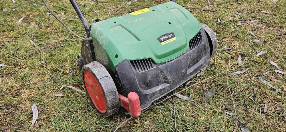 Scarificator gazon Grunman