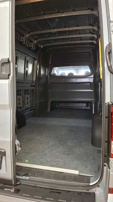 Inchiriez MAN nou - dubita multifunctionala transport profesional