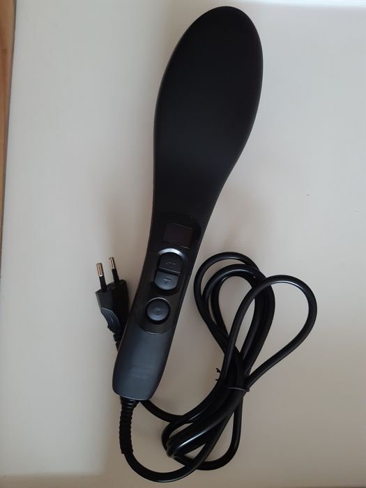 Vând perie pentru îndreptat parul