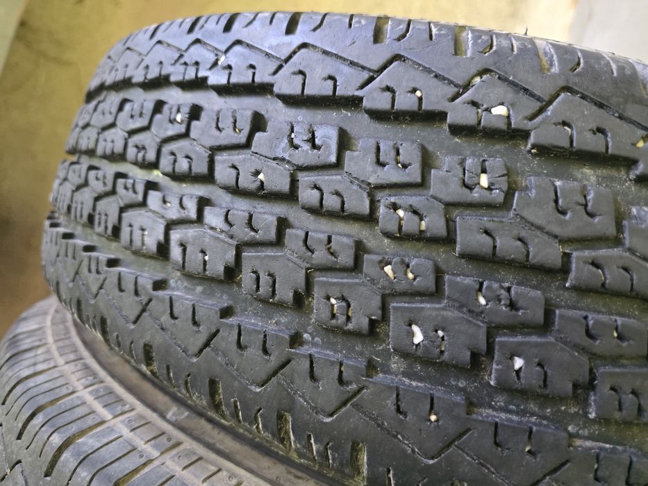 4бр Летни гуми 185 R 14 C -