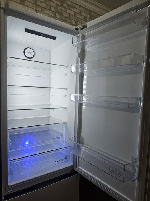 Продам холодильник Beko