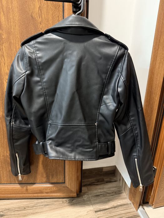 Дамско късо яке Zara