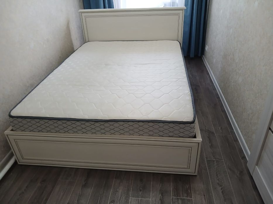 Продам кровать в отличном состоянии.