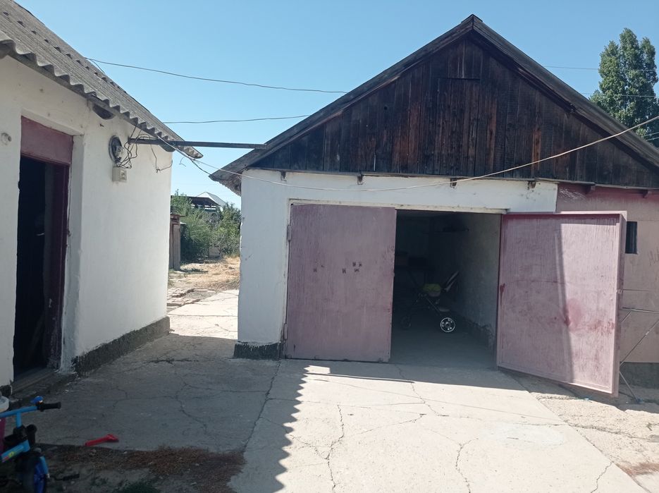 Продам  4ком дом