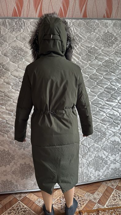 Продам Пуховик зимний