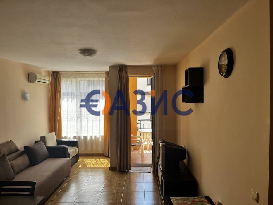 Продава се Двустаен апартамент в Свети Влас - 60 кв.м за 808 €/кв.м - Снимка #3