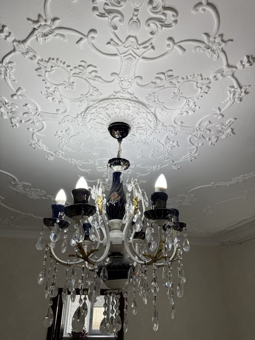 Хрустальная люстра