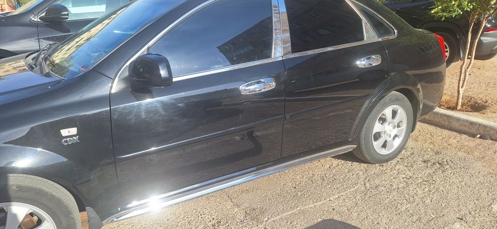 Автомобил Жентра