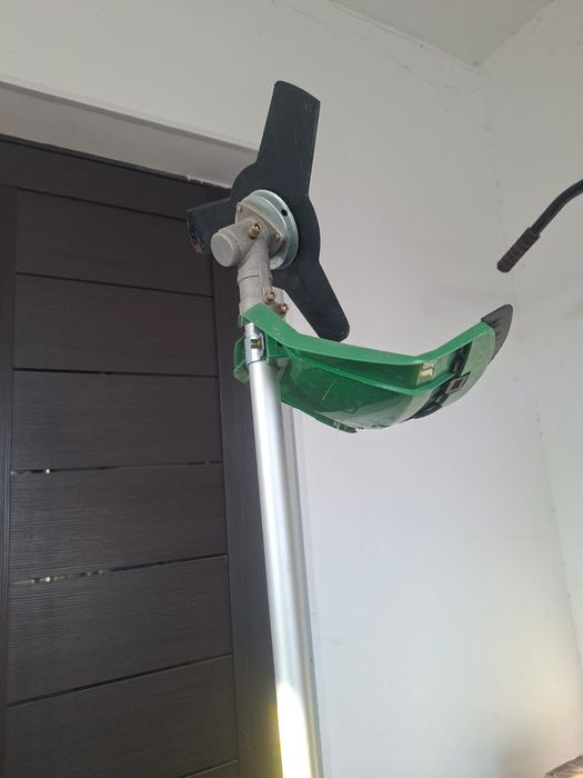 триммер бензиновый