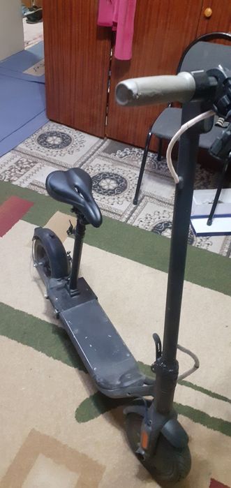 Электросамокат Найнбот Ф40